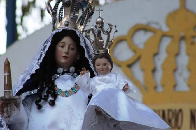 /fiesta-de-la-virgen-de-la-candelaria-en-copiapo-expresion-mas-profunda-de