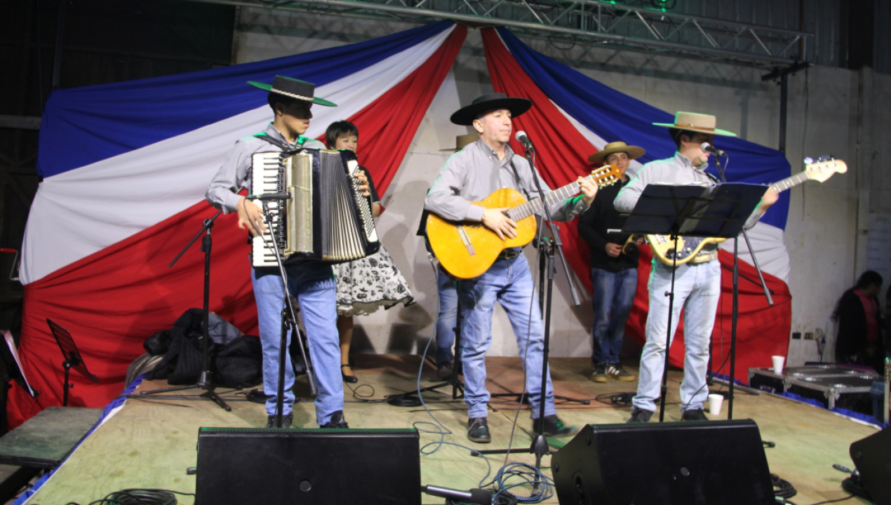 /arauco-celebro-con-entusiasmo-el-dia-nacional-del-cuequero