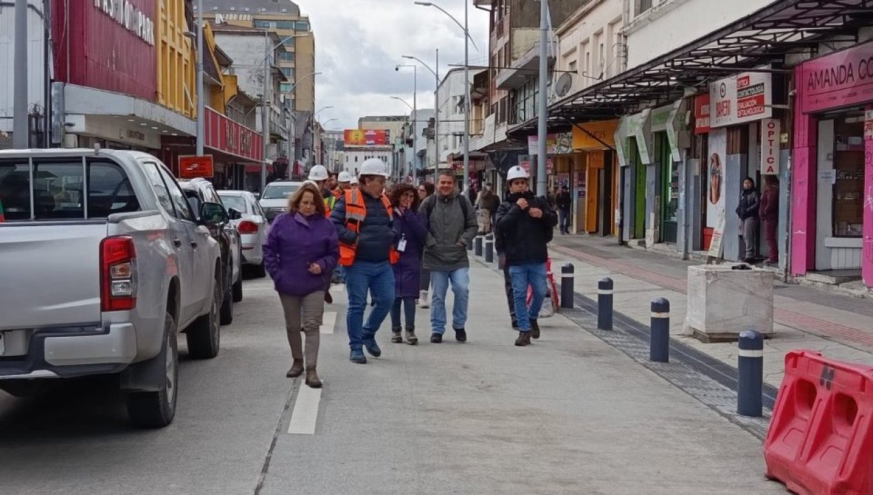 /local/calle-varas-en-su-recta-final-constructora-hurtado-asume-reparaciones-y
