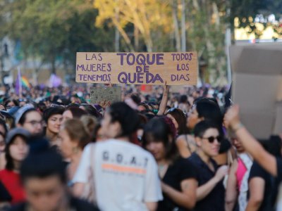 /miles-de-mujeres-salen-a-las-calles-de-todo-el-pais-en-nueva-conmemoracion-del-8m