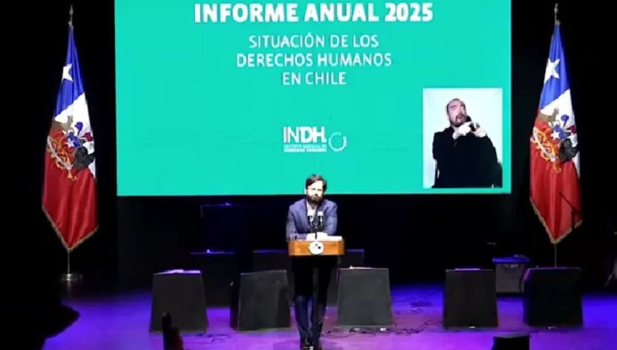 /actualidad/politica/el-presidente-gabriel-boric-fue-increpado-durante-presentacion-en-el-indh