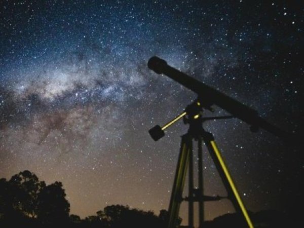 Calendario astronómico 2026 anticipa eclipses, lluvias de meteoros y eventos planetarios visibles en Chile