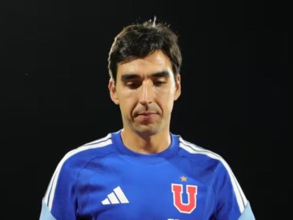 Universidad de Chile despide a Francisco Meneghini tras irregular inicio de temporada